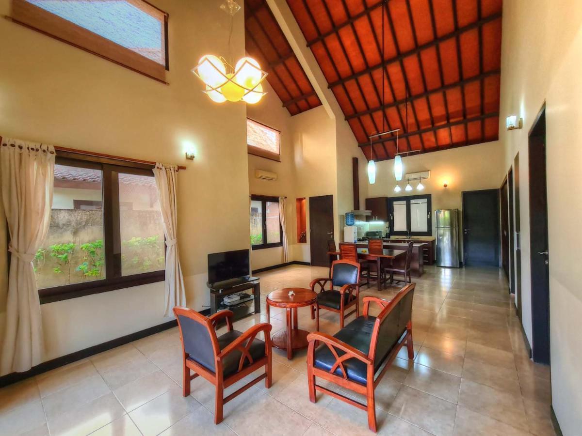 Sayang Taman Villas Sanur  Exterior photo