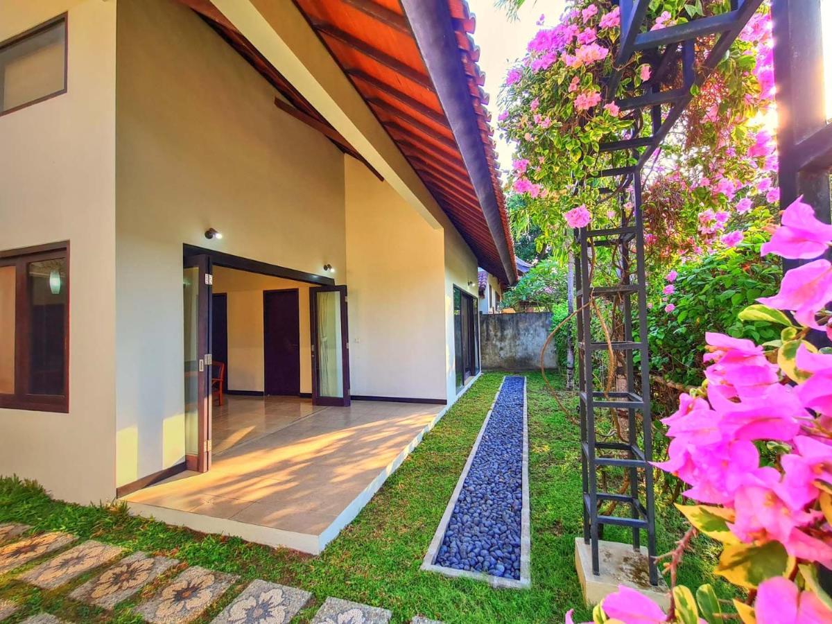 Sayang Taman Villas Sanur  Exterior photo