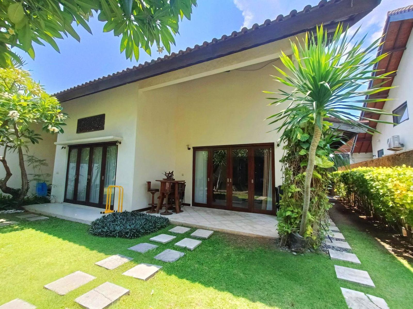 Sayang Taman Villas Sanur  Exterior photo