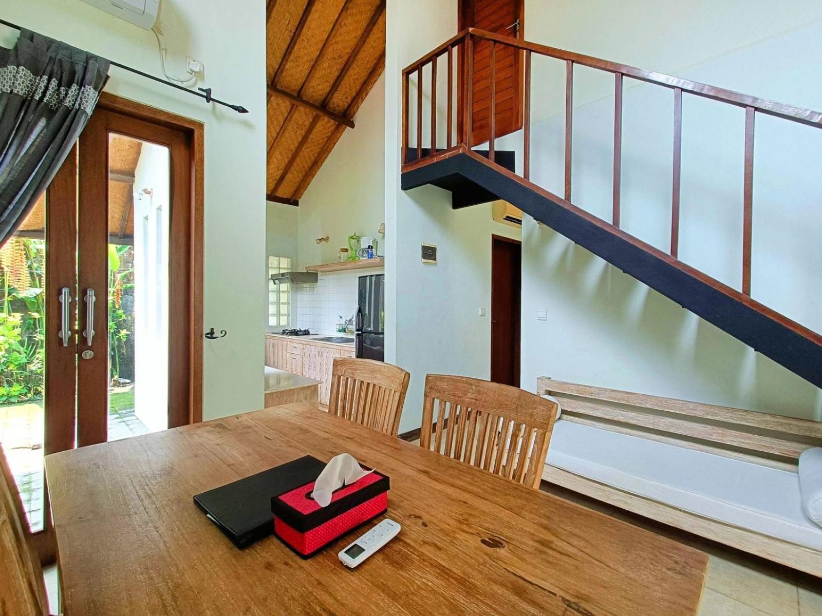 Sayang Taman Villas Sanur  Exterior photo