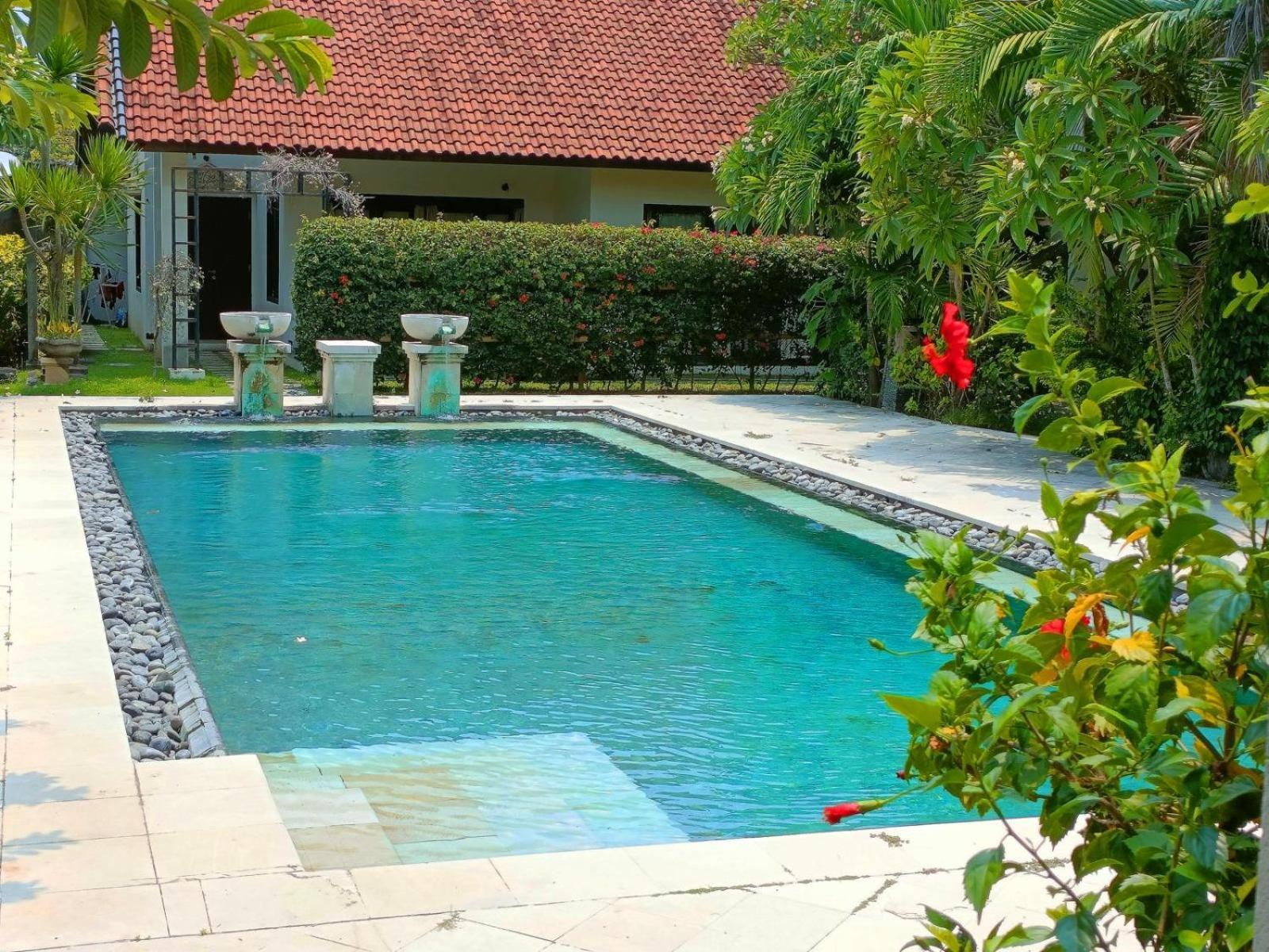 Sayang Taman Villas Sanur  Exterior photo